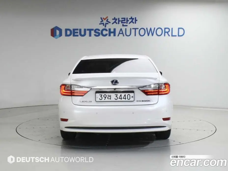 Lexus ES 2018 2.5 автомат (гидро), фото 4 Lexus ES 2018 2.5 автомат (гидро), фото 4