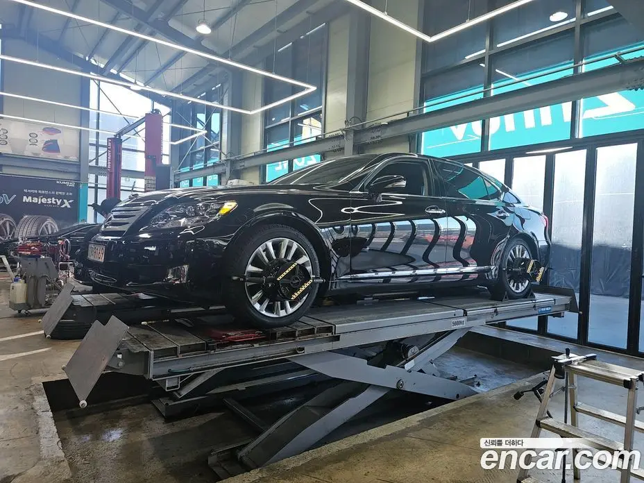 Lexus LS 2011 5.0 автомат (гидро), фото 16 Lexus LS 2011 5.0 автомат (гидро), фото 16