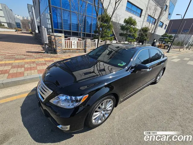 Lexus LS 2011 5.0 автомат (гидро), миниатюра 6 Lexus LS 2011 5.0 автомат (гидро), миниатюра 6
