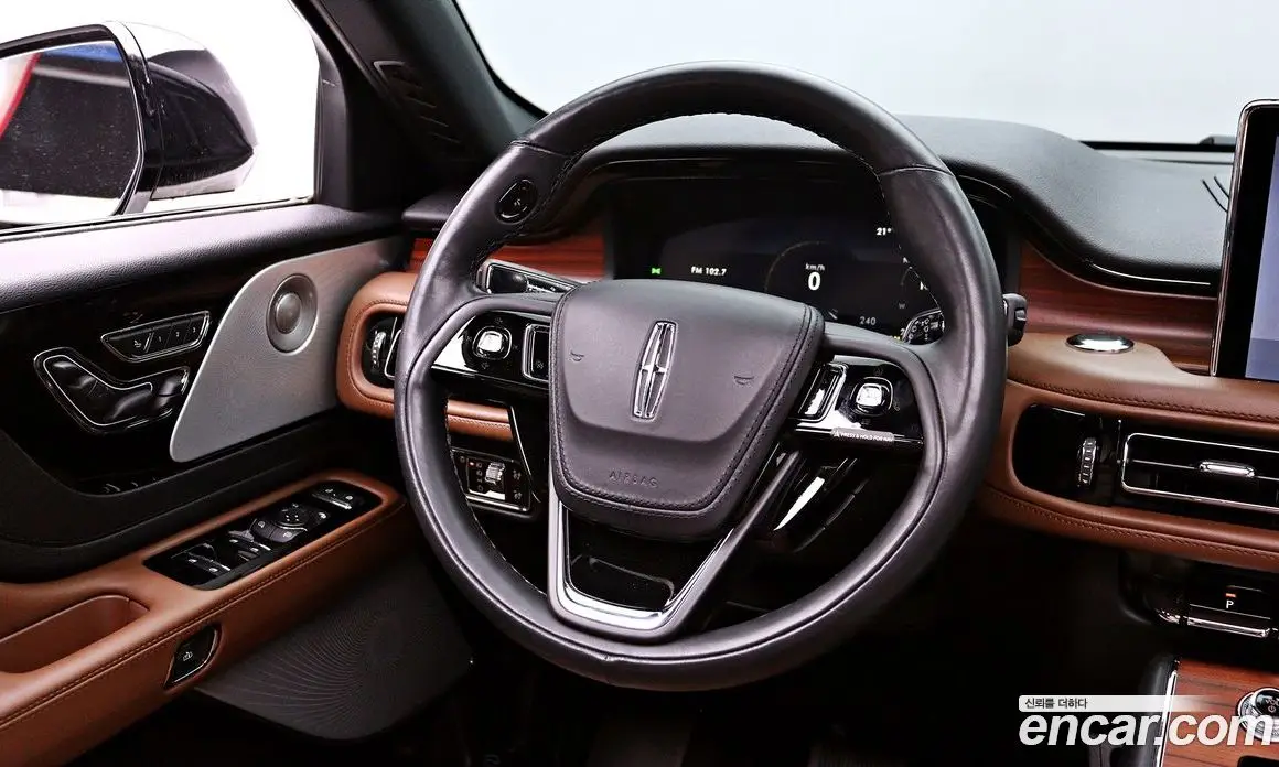 Lincoln Aviator 2023 3.0 автомат (гидро), фото 16 Lincoln Aviator 2023 3.0 автомат (гидро), фото 16