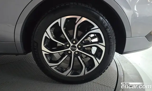 Lincoln Nautilus 2025 2.0 автомат (гидро), миниатюра 7 Lincoln Nautilus 2025 2.0 автомат (гидро), миниатюра 7