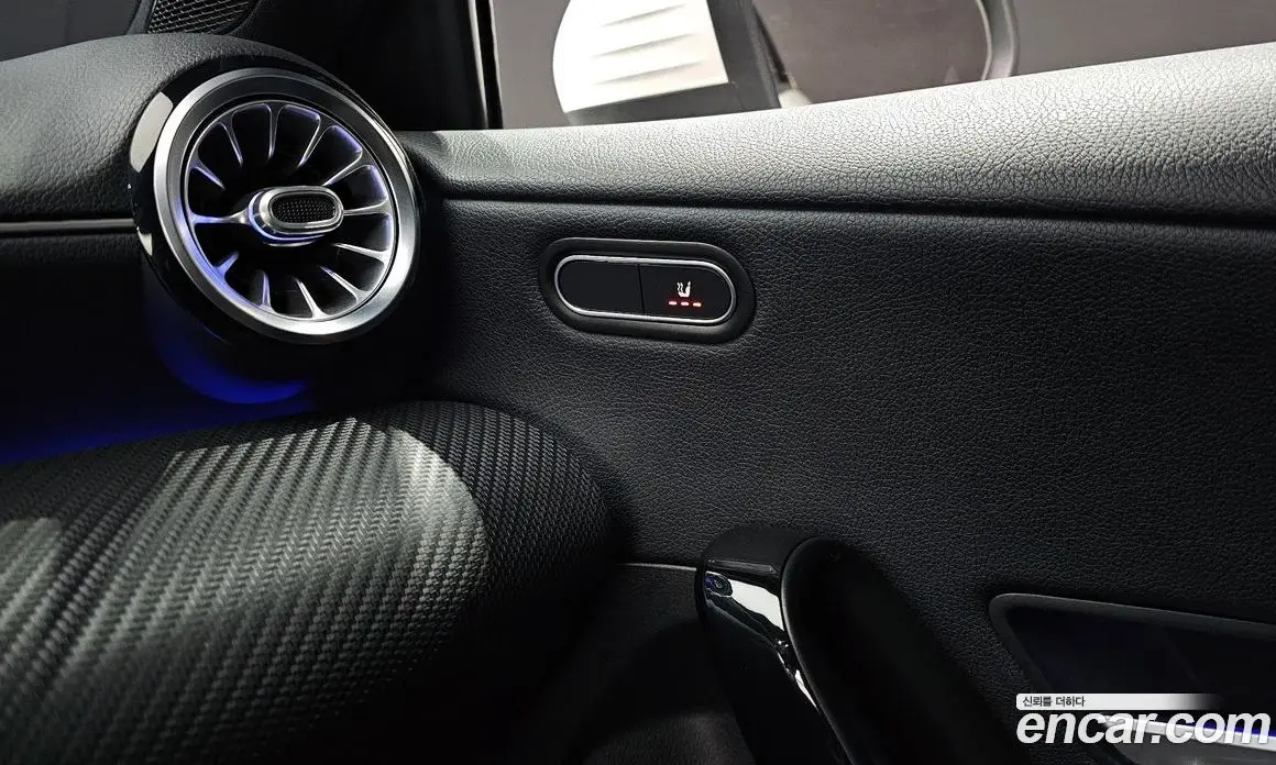 Mercedes-Benz A-Class 2020 2.0 автомат (гидро), фото 19