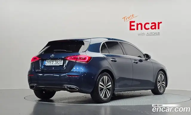 Mercedes-Benz A-Class 2021 2.0 автомат (гидро), миниатюра 2 Mercedes-Benz A-Class 2021 2.0 автомат (гидро), миниатюра 2