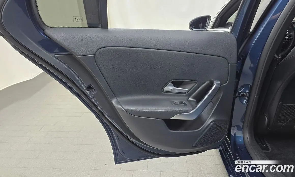 Mercedes-Benz A-Class 2021 2.0 автомат (гидро), фото 15 Mercedes-Benz A-Class 2021 2.0 автомат (гидро), фото 15