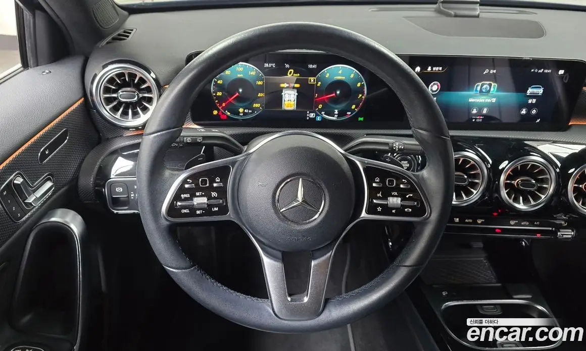 Mercedes-Benz A-Class 2021 2.0 автомат (гидро), фото 18 Mercedes-Benz A-Class 2021 2.0 автомат (гидро), фото 18