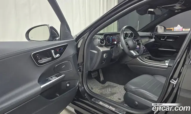 Mercedes-Benz C-Class 2024 2.0 автомат (гидро), миниатюра 12