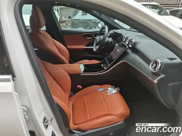 Mercedes-Benz C-Class 2025 2.0 автомат (гидро), миниатюра 10 Mercedes-Benz C-Class 2025 2.0 автомат (гидро), миниатюра 10
