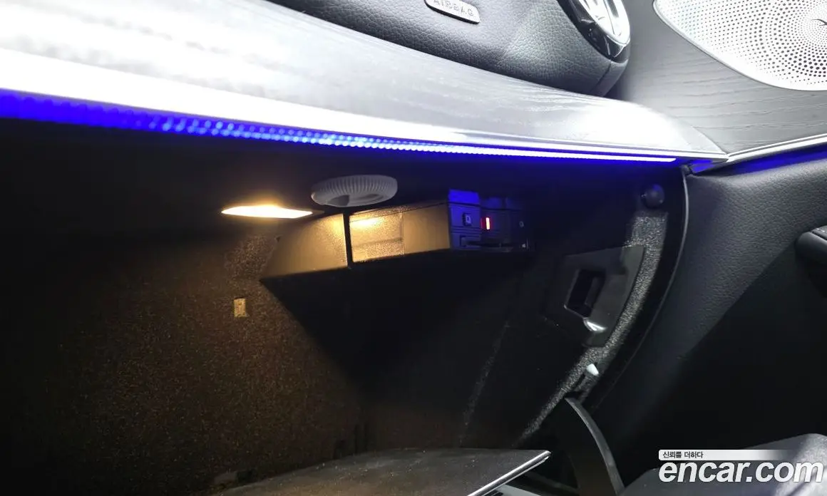 Mercedes-Benz CLS-Class 2022 1.9 автомат (гидро), фото 31