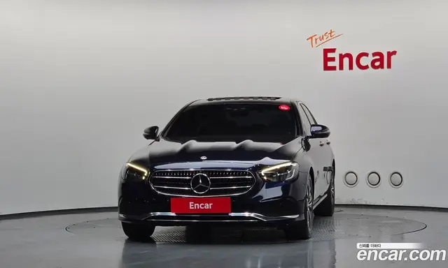 Mercedes-Benz E-Class 2022 2.0 автомат (гидро), миниатюра 3 Mercedes-Benz E-Class 2022 2.0 автомат (гидро), миниатюра 3