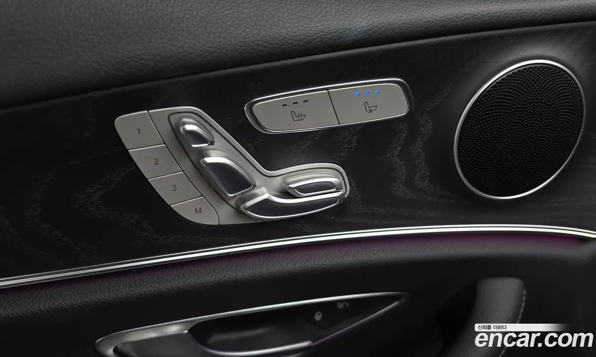 Mercedes-Benz E-Class 2022 2.0 автомат (гидро), фото 33 Mercedes-Benz E-Class 2022 2.0 автомат (гидро), фото 33