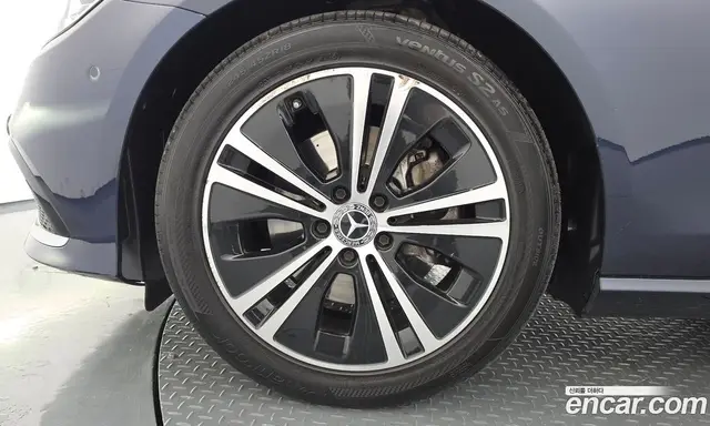 Mercedes-Benz E-Class 2022 2.0 автомат (гидро), миниатюра 5 Mercedes-Benz E-Class 2022 2.0 автомат (гидро), миниатюра 5