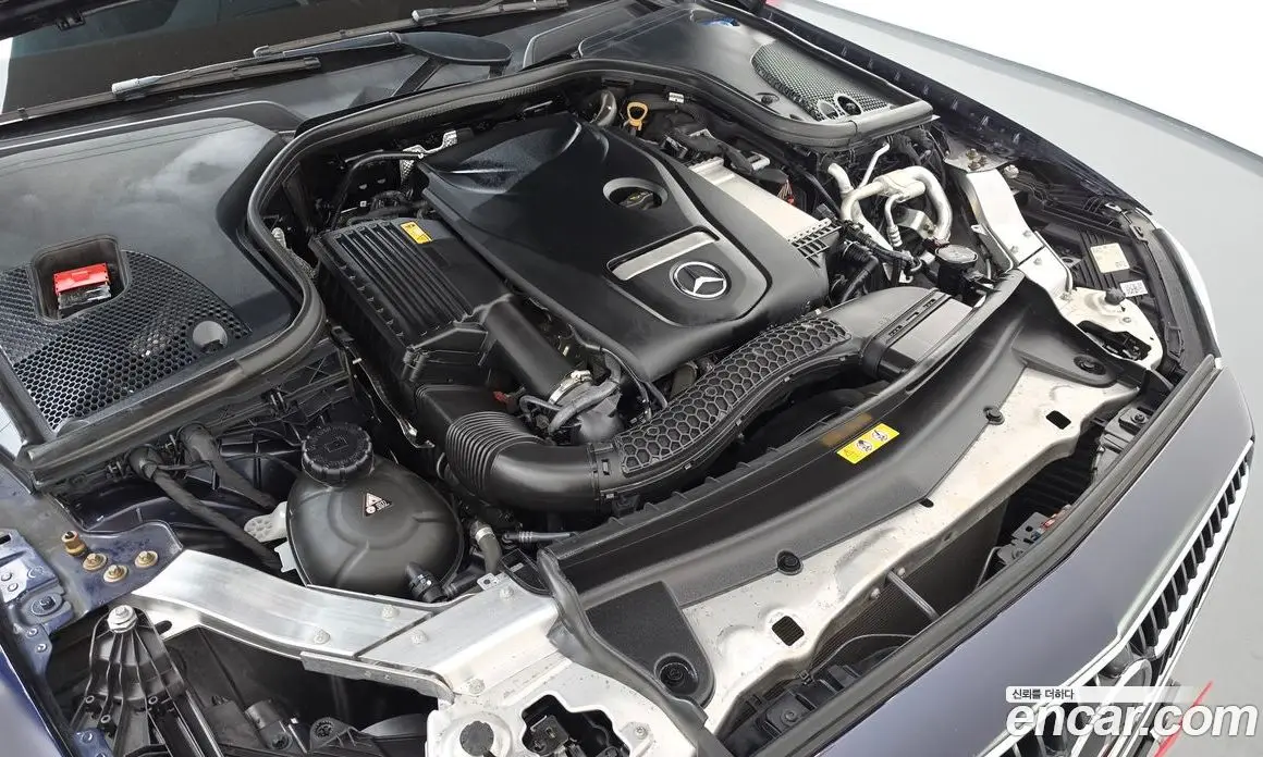 Mercedes-Benz E-Class 2022 2.0 автомат (гидро), фото 6 Mercedes-Benz E-Class 2022 2.0 автомат (гидро), фото 6