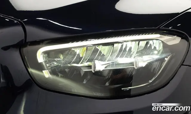 Mercedes-Benz E-Class 2022 2.0 автомат (гидро), миниатюра 8 Mercedes-Benz E-Class 2022 2.0 автомат (гидро), миниатюра 8