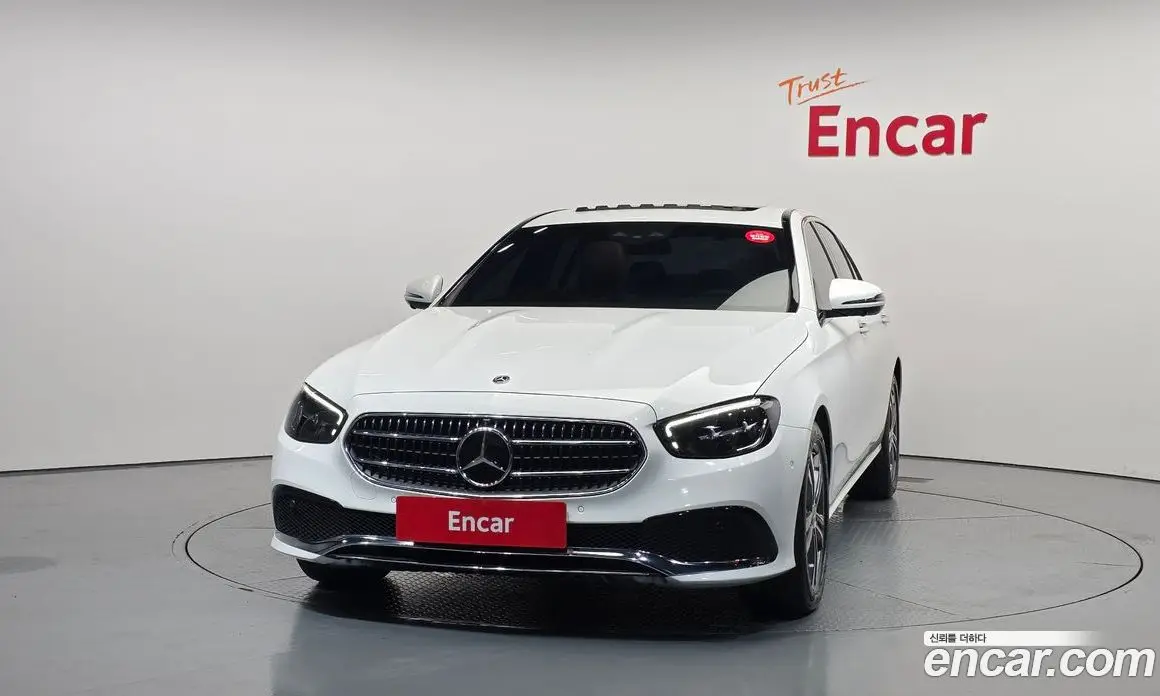 Mercedes-Benz E-Class 2023 2.0 автомат (гидро), фото 3 Mercedes-Benz E-Class 2023 2.0 автомат (гидро), фото 3