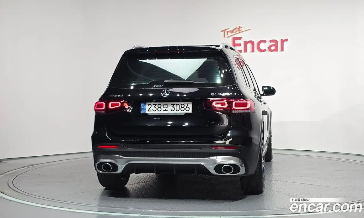 Mercedes-Benz GLB-Class 2021 2.0 автомат (гидро), фото 4 Mercedes-Benz GLB-Class 2021 2.0 автомат (гидро), фото 4