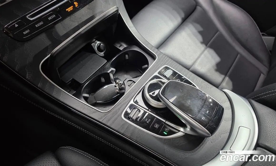 Mercedes-Benz GLC-Class 2019 2.0 автомат (гидро), фото 18 Mercedes-Benz GLC-Class 2019 2.0 автомат (гидро), фото 18