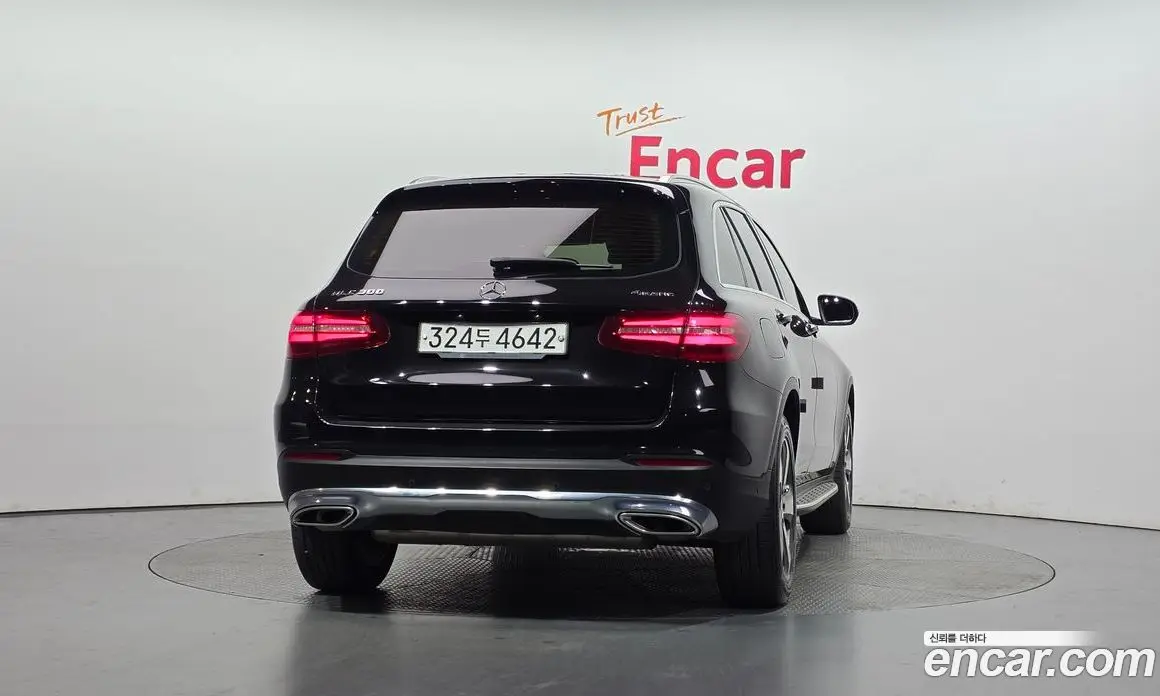 Mercedes-Benz GLC-Class 2019 2.0 автомат (гидро), фото 4 Mercedes-Benz GLC-Class 2019 2.0 автомат (гидро), фото 4