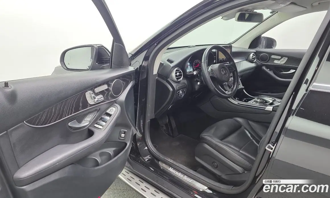 Mercedes-Benz GLC-Class 2019 2.0 автомат (гидро), фото 10 Mercedes-Benz GLC-Class 2019 2.0 автомат (гидро), фото 10