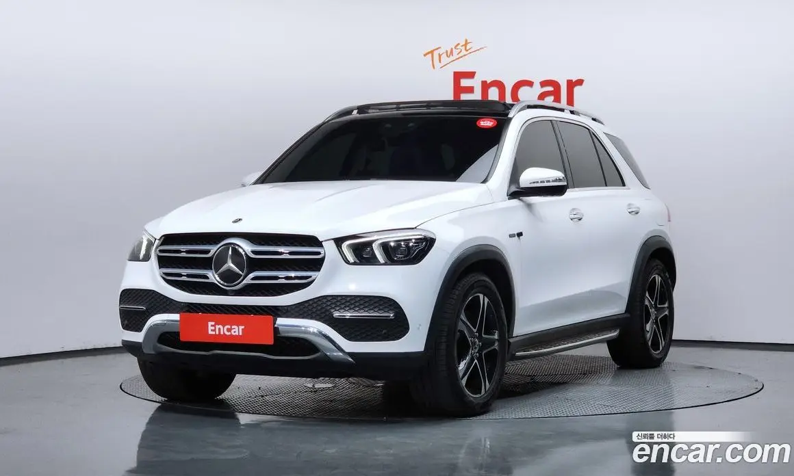 Mercedes-Benz GLE-Class 2021 2.0 автомат (гидро), фото 1 Mercedes-Benz GLE-Class 2021 2.0 автомат (гидро), фото 1