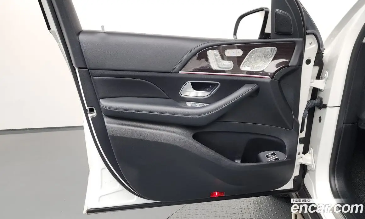 Mercedes-Benz GLE-Class 2021 2.0 автомат (гидро), фото 14 Mercedes-Benz GLE-Class 2021 2.0 автомат (гидро), фото 14