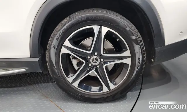 Mercedes-Benz GLE-Class 2021 2.0 автомат (гидро), миниатюра 7 Mercedes-Benz GLE-Class 2021 2.0 автомат (гидро), миниатюра 7