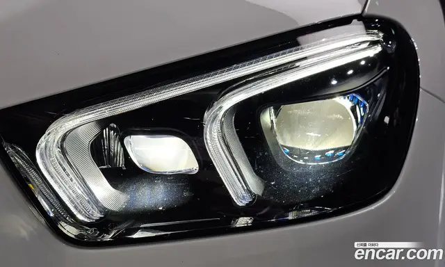 Mercedes-Benz GLE-Class 2023 2.9 автомат (гидро), миниатюра 8 Mercedes-Benz GLE-Class 2023 2.9 автомат (гидро), миниатюра 8