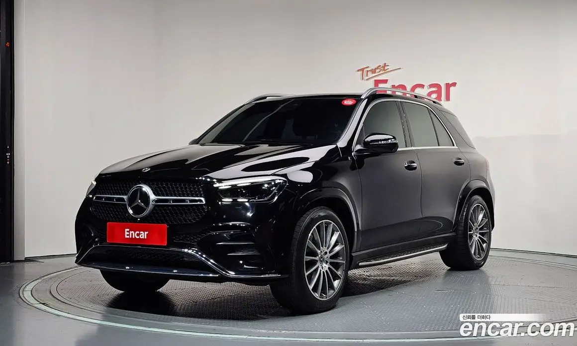 Mercedes-Benz GLE-Class 2024 3.0 автомат (гидро), фото 1 Mercedes-Benz GLE-Class 2024 3.0 автомат (гидро), фото 1