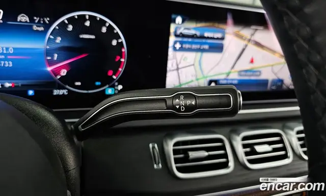 Mercedes-Benz GLE-Class 2024 3.0 автомат (гидро), миниатюра 12