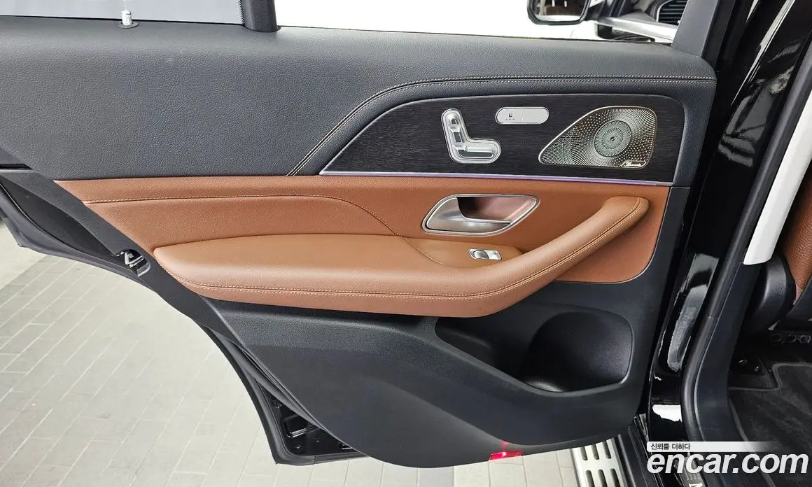 Mercedes-Benz GLE-Class 2024 3.0 автомат (гидро), фото 15 Mercedes-Benz GLE-Class 2024 3.0 автомат (гидро), фото 15