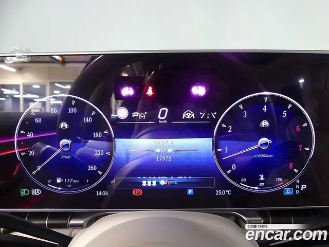 Mercedes-Benz S-Class 2023 6.0 автомат (гидро), миниатюра 6