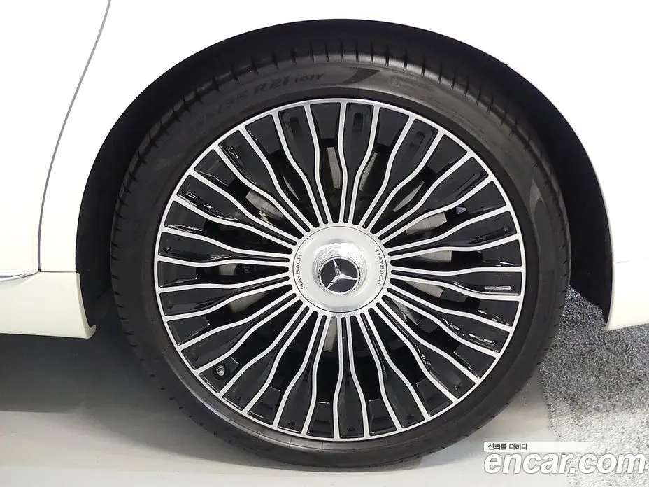 Mercedes-Benz S-Class 2023 6.0 автомат (гидро), фото 8