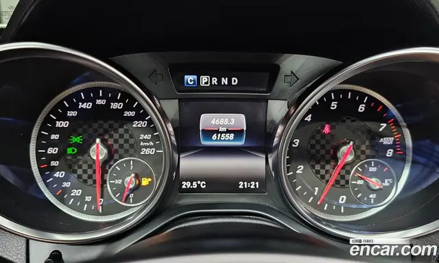 Mercedes-Benz SLC-Class 2019 2.0 автомат (гидро), миниатюра 11 Mercedes-Benz SLC-Class 2019 2.0 автомат (гидро), миниатюра 11