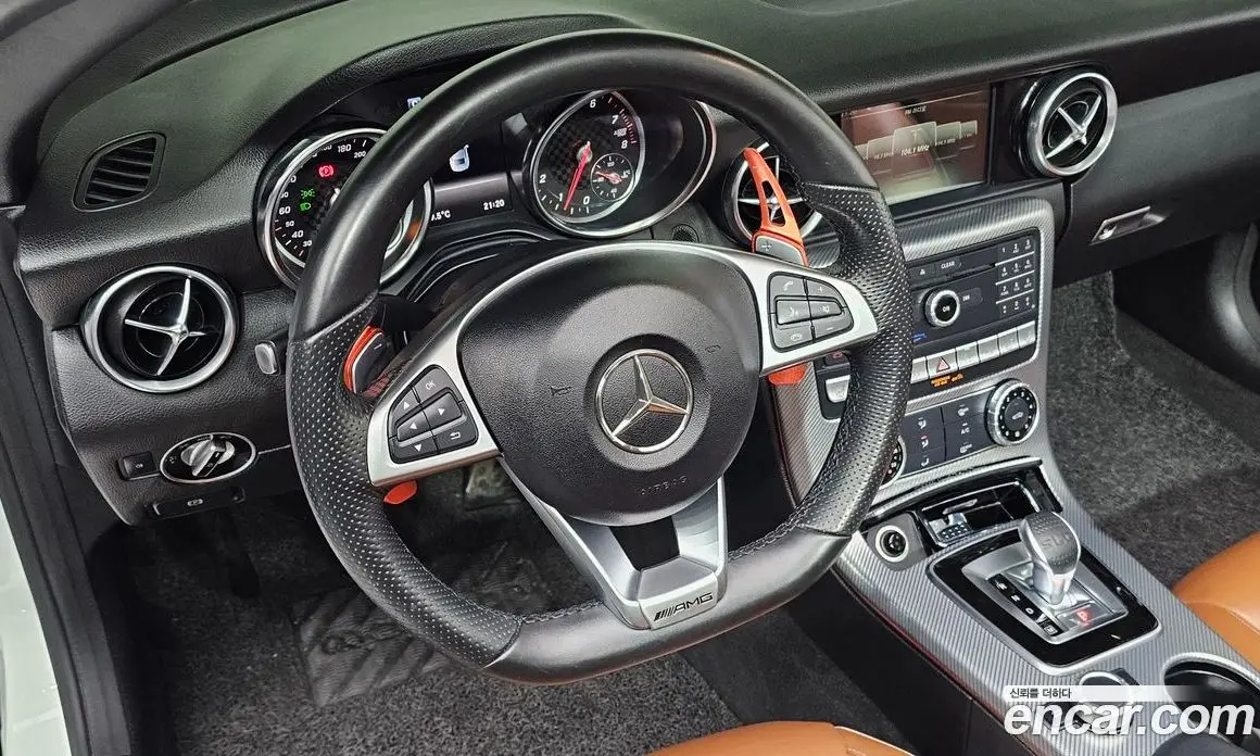 Mercedes-Benz SLC-Class 2019 2.0 автомат (гидро), фото 17 Mercedes-Benz SLC-Class 2019 2.0 автомат (гидро), фото 17