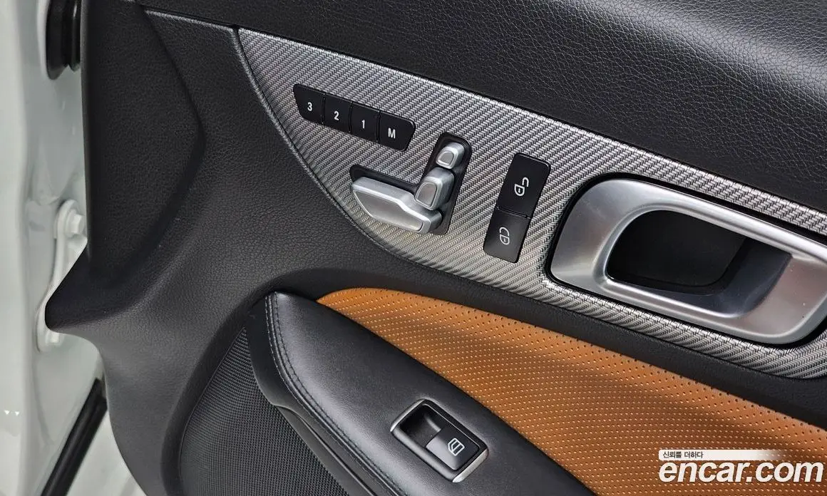Mercedes-Benz SLC-Class 2019 2.0 автомат (гидро), фото 26 Mercedes-Benz SLC-Class 2019 2.0 автомат (гидро), фото 26
