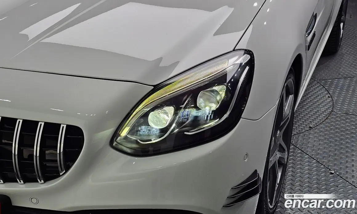 Mercedes-Benz SLC-Class 2019 2.0 автомат (гидро), фото 8 Mercedes-Benz SLC-Class 2019 2.0 автомат (гидро), фото 8