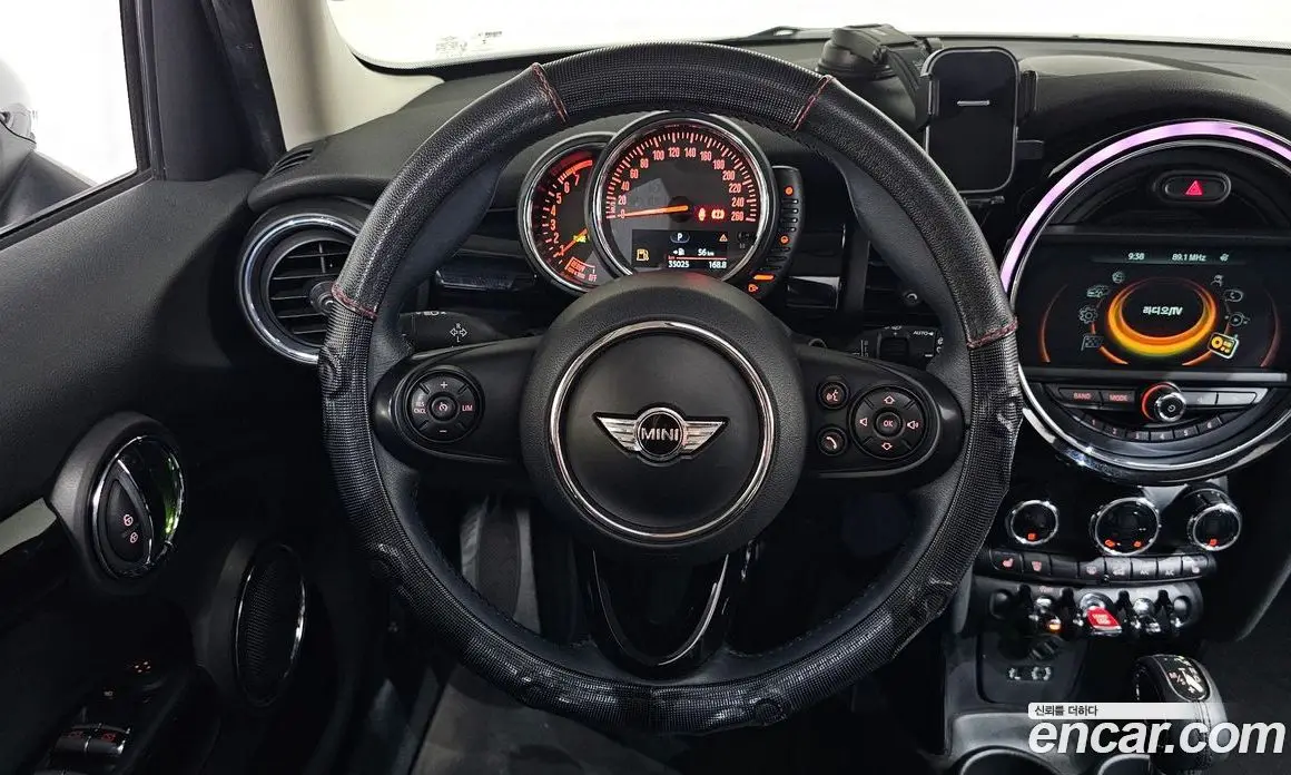 Mini Cooper 2016 1.5 автомат (гидро), фото 18 Mini Cooper 2016 1.5 автомат (гидро), фото 18