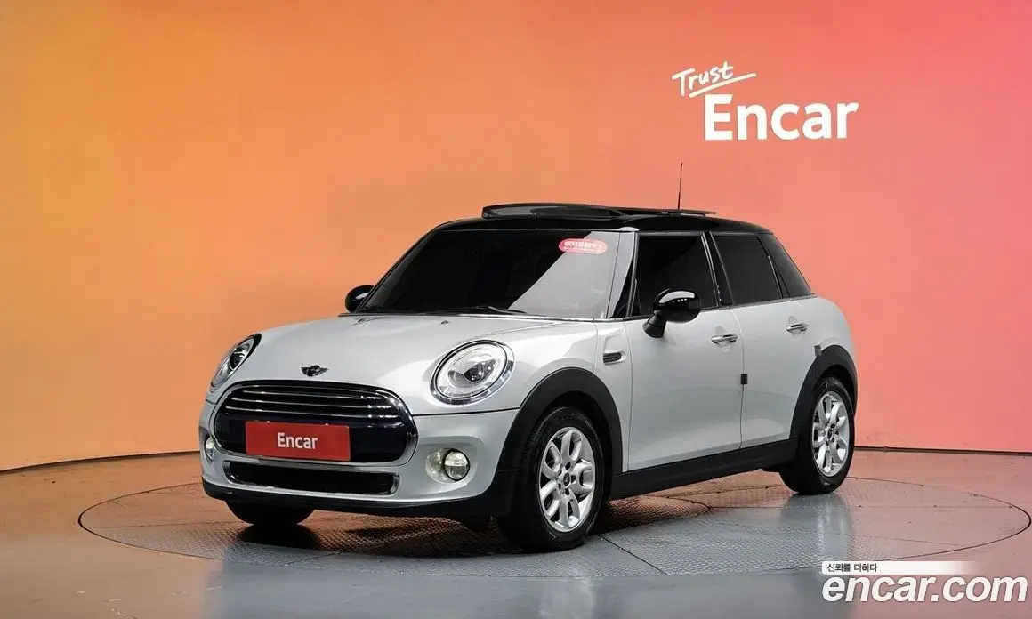 Mini Cooper 2016 1.5 автомат (гидро), фото 30 Mini Cooper 2016 1.5 автомат (гидро), фото 30