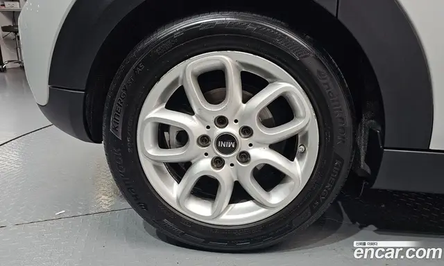 Mini Cooper 2016 1.5 автомат (гидро), миниатюра 6 Mini Cooper 2016 1.5 автомат (гидро), миниатюра 6