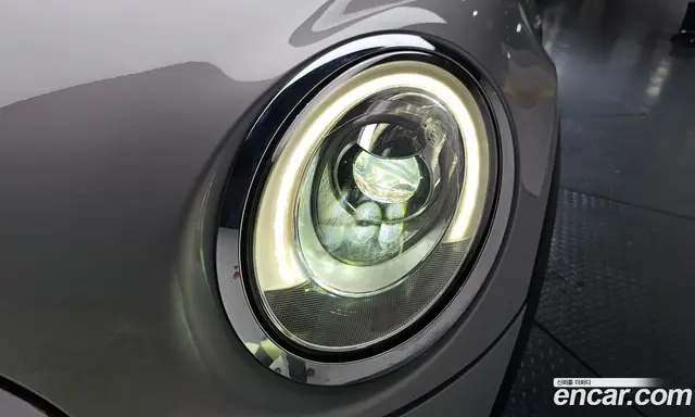Mini Cooper 2016 1.5 автомат (гидро), миниатюра 7 Mini Cooper 2016 1.5 автомат (гидро), миниатюра 7