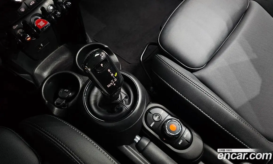 Mini Cooper 2021 1.5 автомат (гидро), фото 12