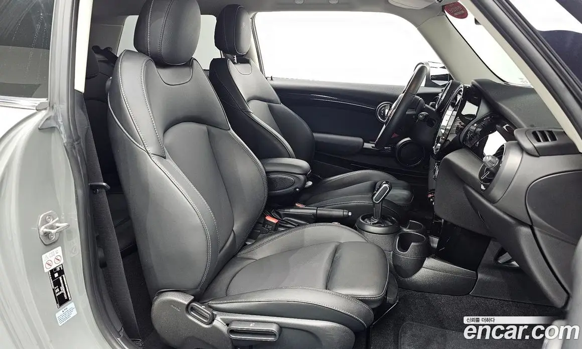 Mini Cooper 2021 1.5 автомат (гидро), фото 17