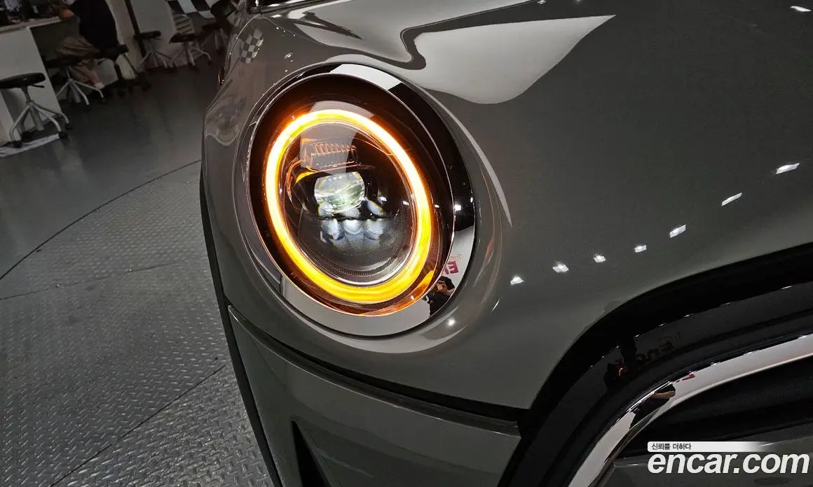 Mini Cooper 2021 1.5 автомат (гидро), фото 8