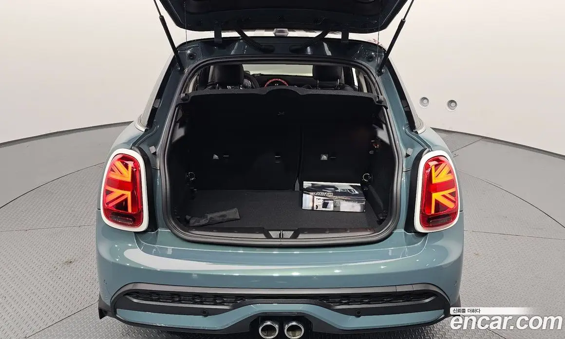 Mini Cooper 2023 2.0 автомат (гидро), фото 20