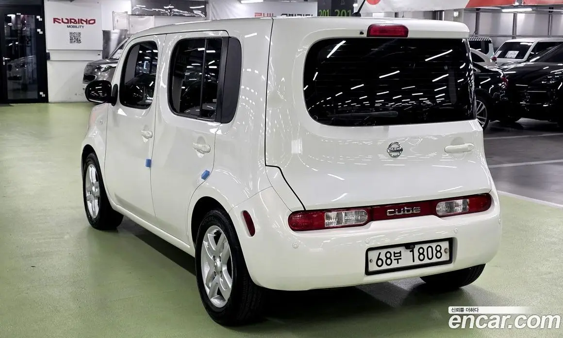 Nissan Cube 2012 1.8 автомат (вариатор), фото 5 Nissan Cube 2012 1.8 автомат (вариатор), фото 5