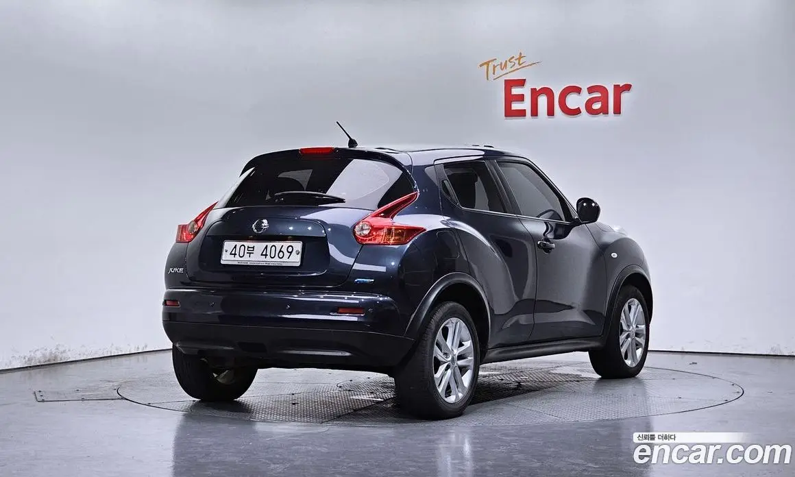 Nissan Juke 2013 1.6 автомат (гидро), фото 2 Nissan Juke 2013 1.6 автомат (гидро), фото 2