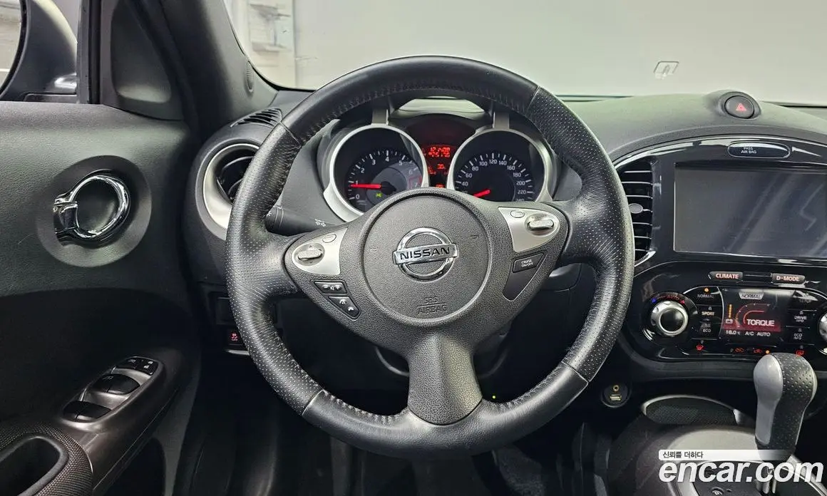 Nissan Juke 2013 1.6 автомат (гидро), фото 13 Nissan Juke 2013 1.6 автомат (гидро), фото 13