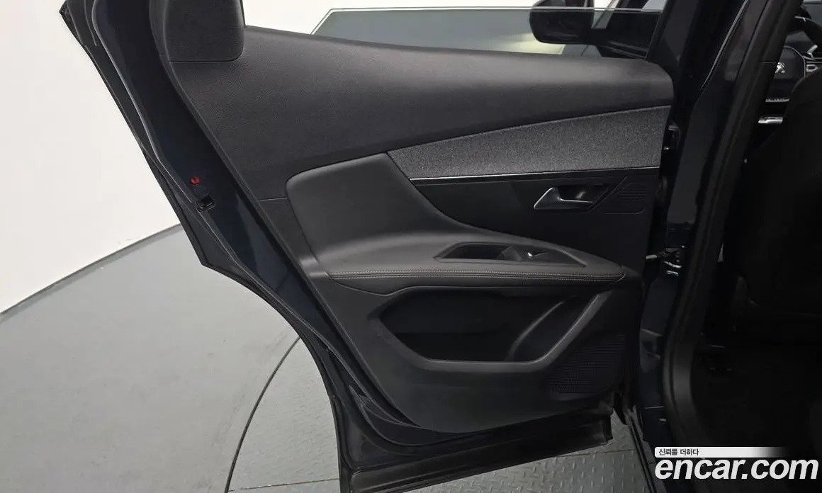 Peugeot 3008 2020 1.5 автомат (гидро), фото 15 Peugeot 3008 2020 1.5 автомат (гидро), фото 15