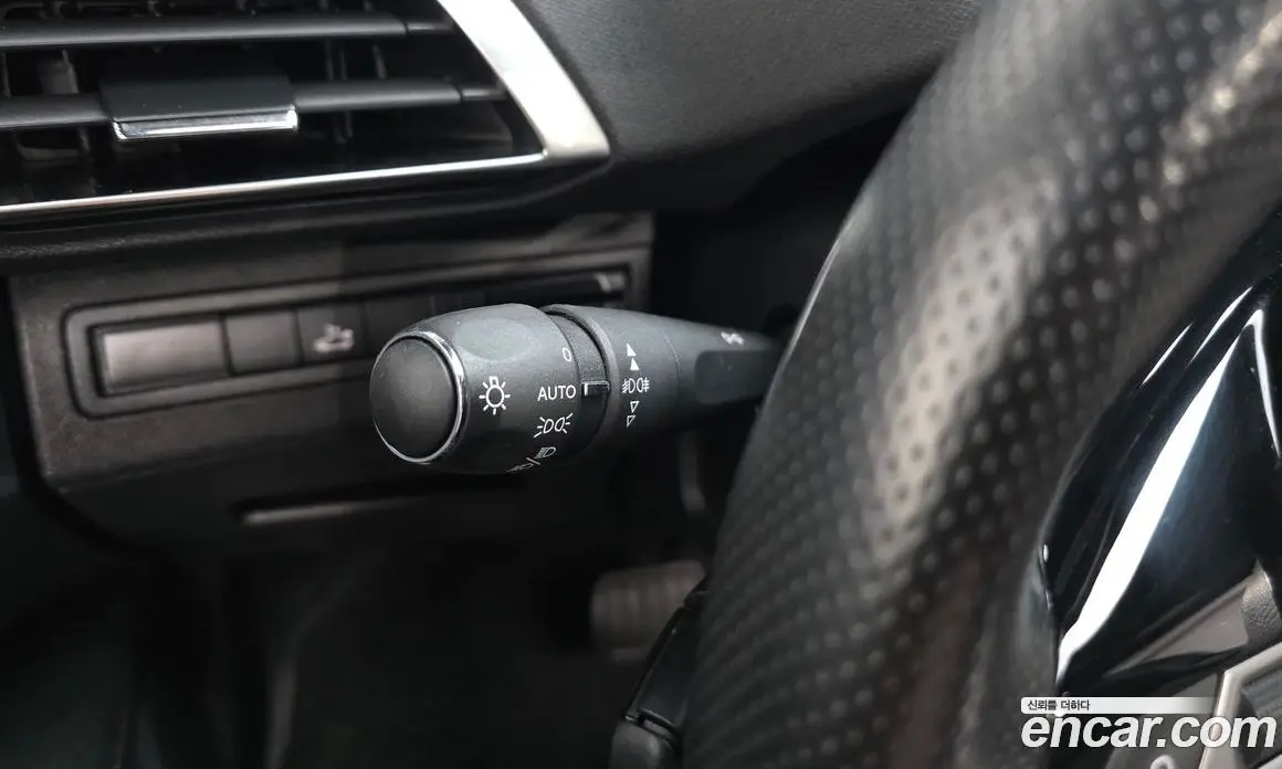 Peugeot 3008 2020 1.5 автомат (гидро), фото 23 Peugeot 3008 2020 1.5 автомат (гидро), фото 23