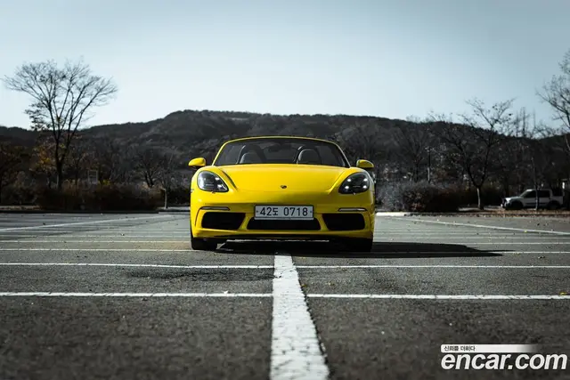 Porsche 718 2016 2.0 автомат (гидро), миниатюра 1 Porsche 718 2016 2.0 автомат (гидро), миниатюра 1