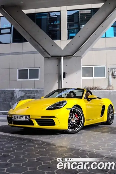 Porsche 718 2016 2.0 автомат (гидро), миниатюра 3 Porsche 718 2016 2.0 автомат (гидро), миниатюра 3